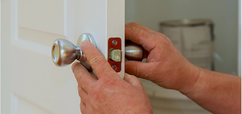 AAA Locksmiths For lock Replacement in Alpine, California